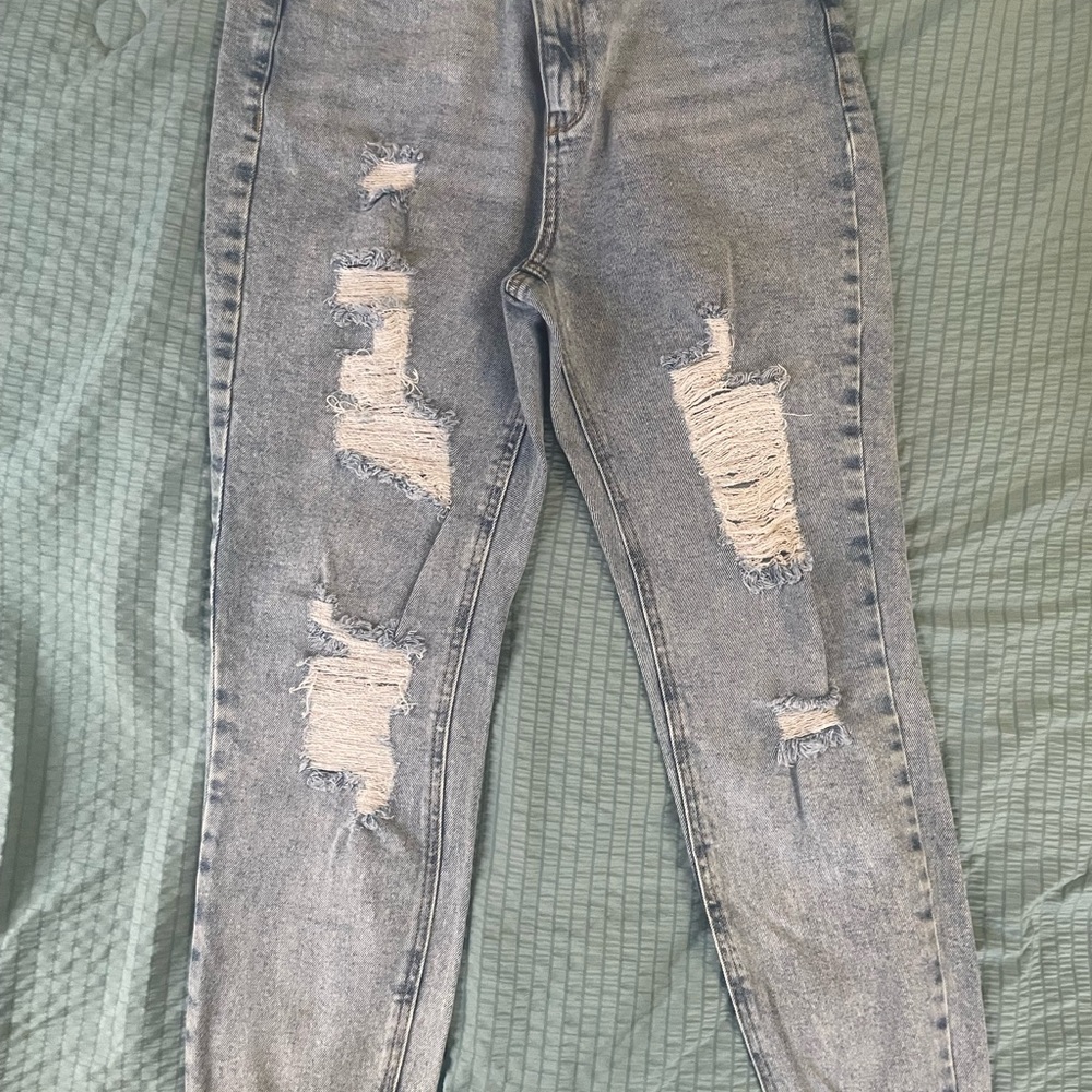 Tinseltown Light Gray Distressed Skinny Jeans